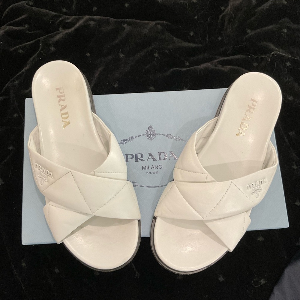 Prada slides 37.5